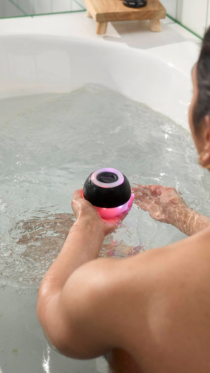 Bath Bot - US 7331