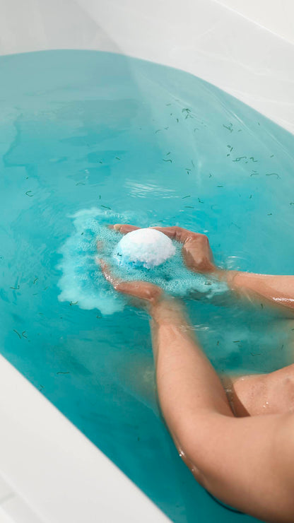 Book a Bath: The Icons - US 4740