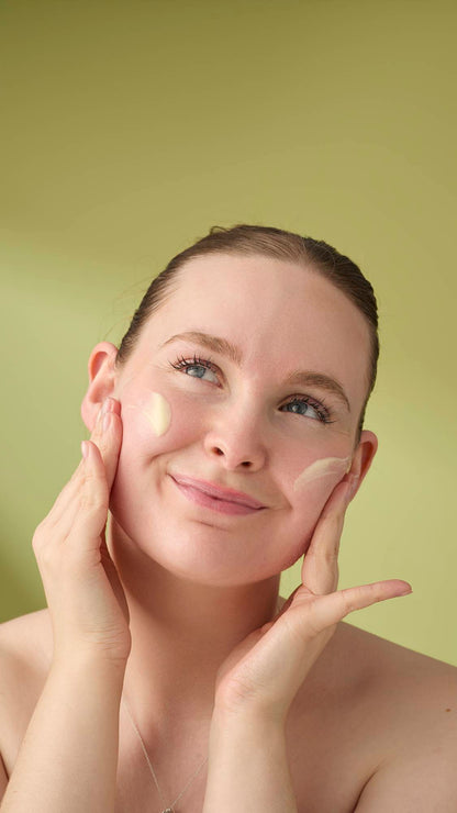 Honey, Beeswax & Almond Oil - US 3395