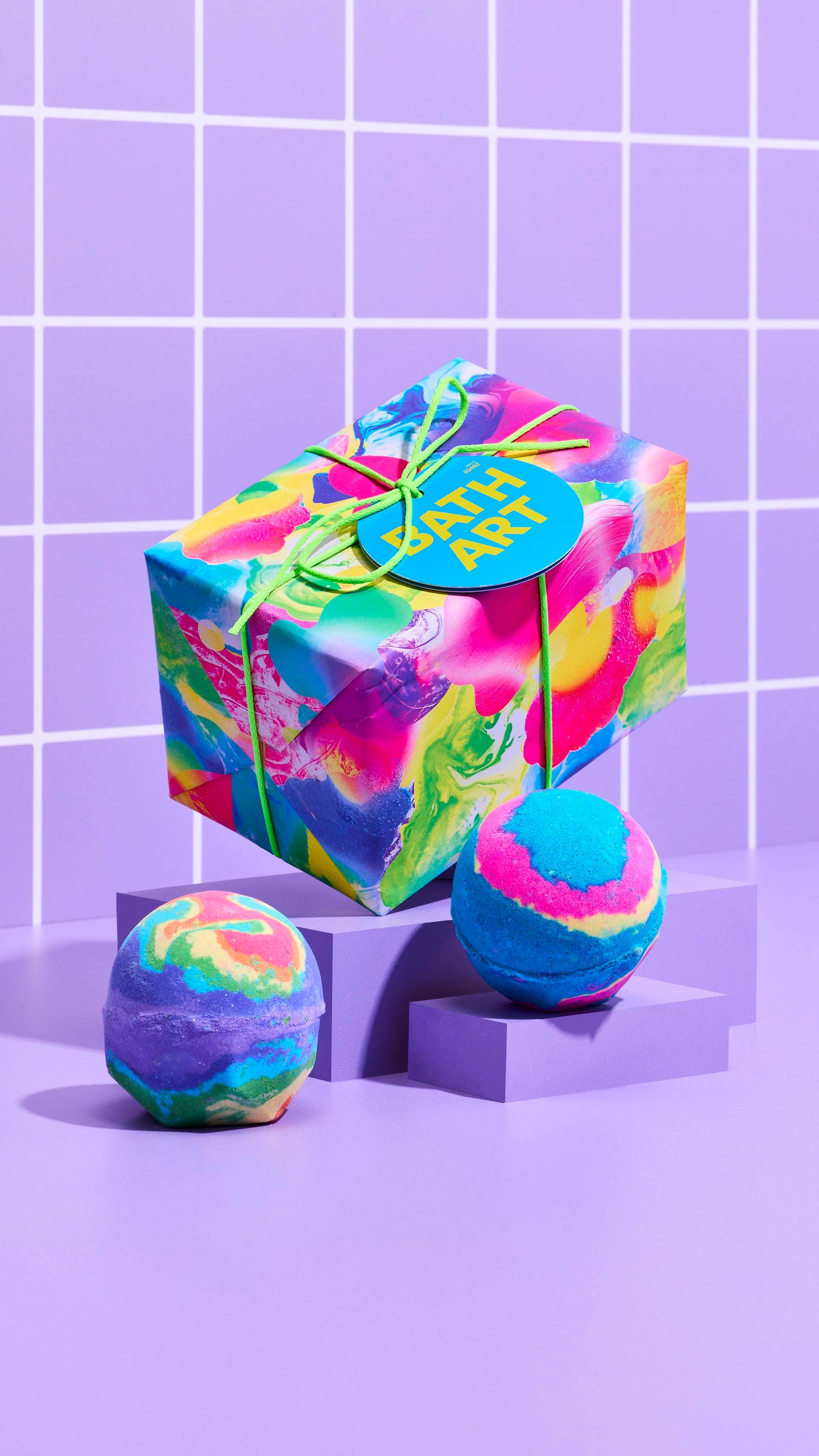 Bath Art - US 7144
