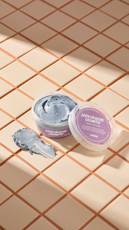Catastrophe Cosmetic - US 4956