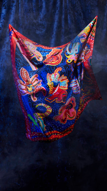 Fantasy Animals Knot Wrap - US 1594