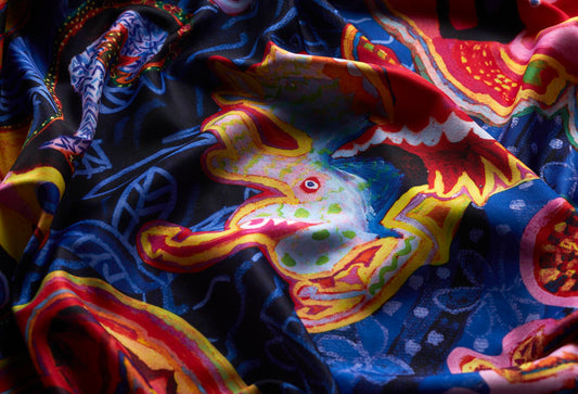 Fantasy Animals Knot Wrap - US 1594