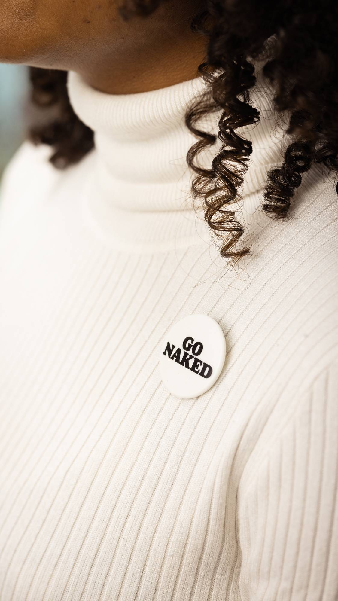 Go Naked - US 9519